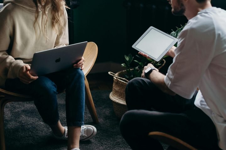 pexels-cottonbro-4065158